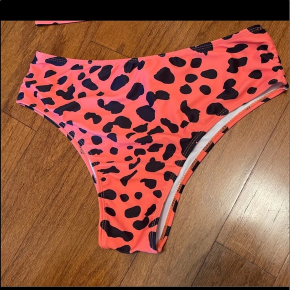 Coral cheetah bikini set - Picture 5 of 8